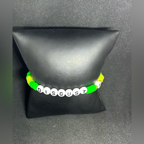 Disgust (Inside Out) Heishi Bracelet - Picture 2 of 8